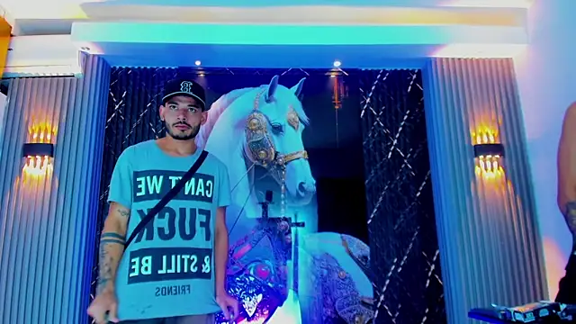 The Gods In Diamonds online show from 01.17.26