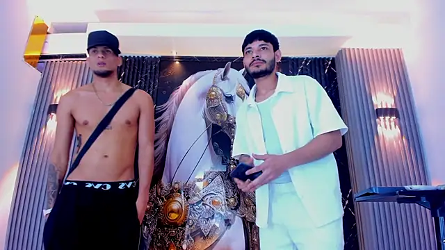 The Gods In Diamonds online show from 02.04.26