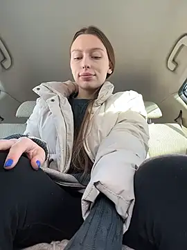 Snapshot of LeiaMood chatting on 02.10.26 LeiaMood online show from 02.10.26