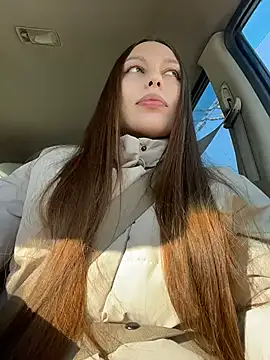 Snapshot of LeiaMood chatting on 02.23.26 LeiaMood online show from 02.23.26