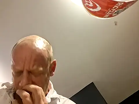 Snapshot of mikman100 chatting on 02.22.26 mikman100 online show from 02.22.26