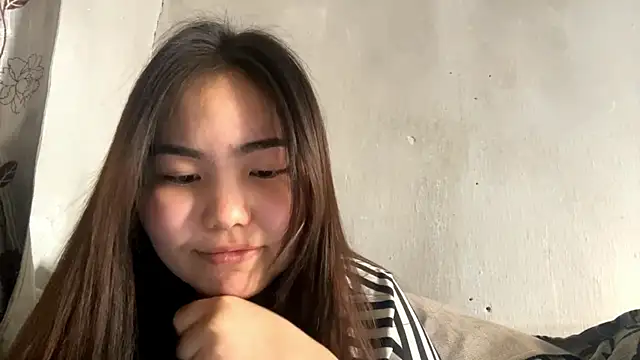 MollyAsian online show from 01.18.26