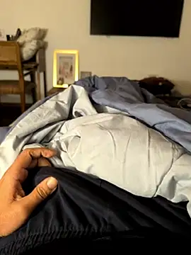 Snapshot of thickdickmountainguy chatting on 01.10.26 thickdickmountainguy online show from 01.10.26