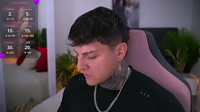 Snapshot of goldenatlasX chatting on 02.07.26 goldenatlasX online show from 02.07.26