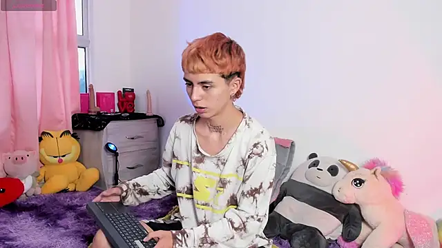 Maiky Cooper01 online show from 03.18.26