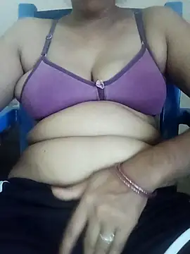 sexyqueen558 online show from 04.13.26