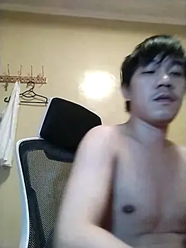 Snapshot of asian_guy67 chatting on 05.27.26 asian guy67 online show from 05.27.26