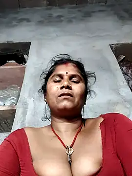 Snapshot of Hot_di97 chatting on 04.22.26 Hot di97 online show from 04.22.26