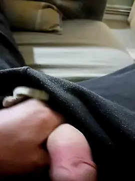 Hertsguy1984 online show from 02.01.26