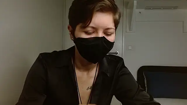 Alexxa XX online show from 02.02.26