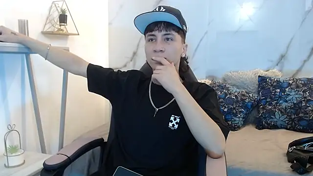 XanderGrey8 online show from 03.27.26