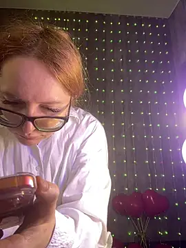 Snapshot of coy_girl_ chatting on 02.16.26 coy girl online show from 02.16.26