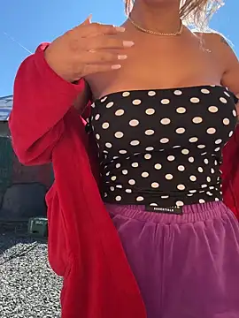 Missolevelvet online show from 03.10.26