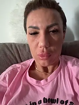 Missolevelvet online show from 04.11.26