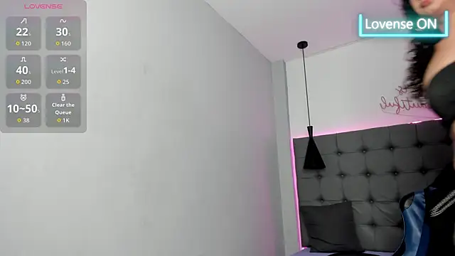 scarletcherry18 online show from 05.23.26