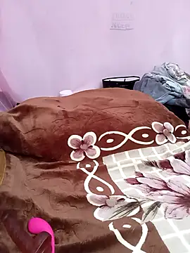 Phoebe-e online show from 03.11.26