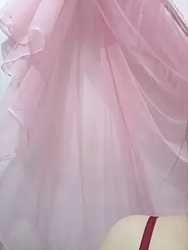 Phoebe-e online show from 06.05.26