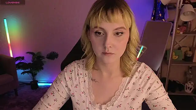 Roziett Belle online show from 04.16.26