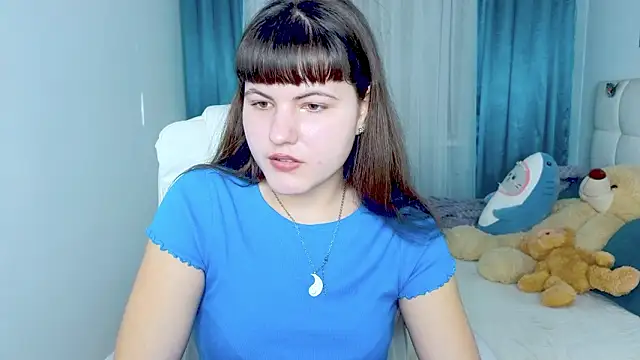 Miss  Poly online show from 02.21.26