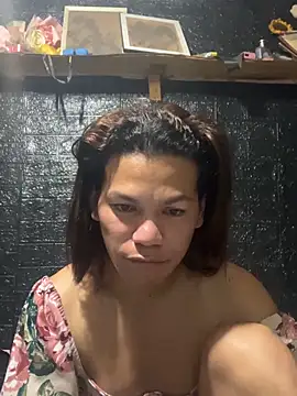 HugeAgatha online show from 02.18.26