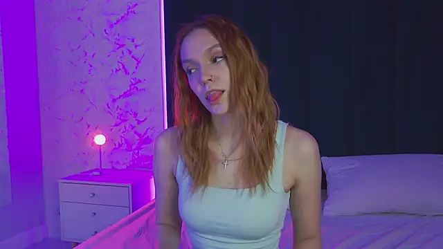 AvaLarson online show from 04.02.26