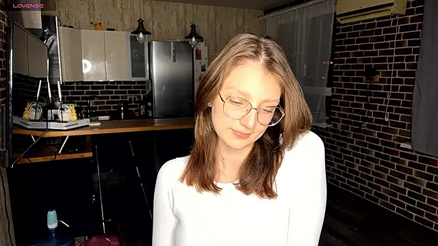 Snapshot of ChrisAmott chatting on 03.21.26 ChrisAmott online show from 03.21.26