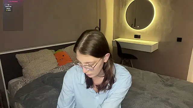 Snapshot of ChrisAmott chatting on 04.09.26 ChrisAmott online show from 04.09.26