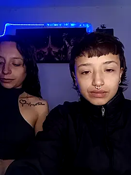 AlexxaAndRileyy online show from 02.12.26