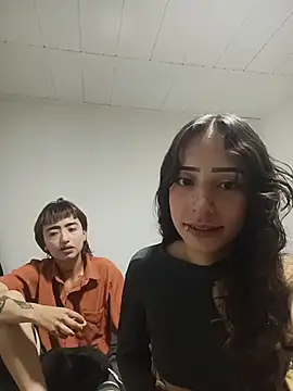 AlexxaAndRileyy online show from 04.18.26