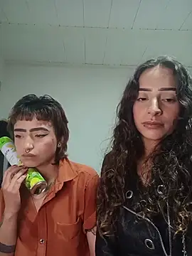 AlexxaAndRileyy online show from 05.02.26
