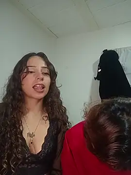 AlexxaAndRileyy online show from 05.15.26