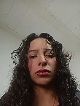 AlexxaAndRileyy online show from 05.17.26