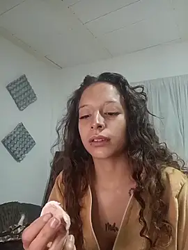 AlexxaAndRileyy online show from 05.26.26