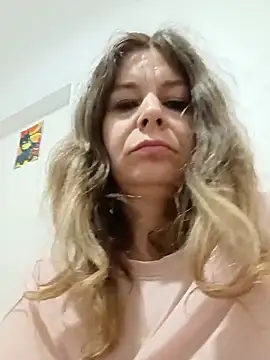 Didi2081 online show from 04.13.26