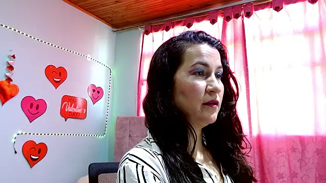 Snapshot of talia_mystic chatting on 02.10.26 talia mystic online show from 02.10.26