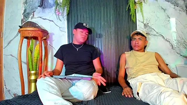 Snapshot of KeenNir_cruz chatting on 01.14.26 KeenNir cruz online show from 01.14.26