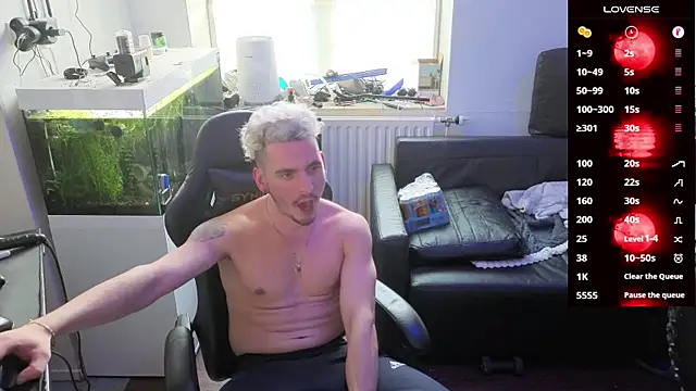 Rayzel White online show from 02.19.26