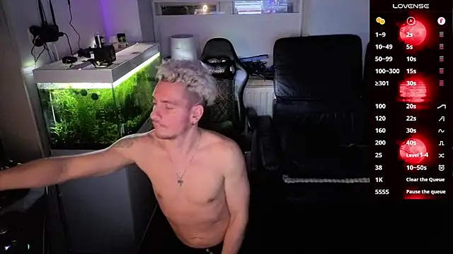 Rayzel White online show from 02.21.26