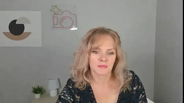 Snapshot of Victoria_Nelson chatting on 04.30.26 Victoria Nelson online show from 04.30.26