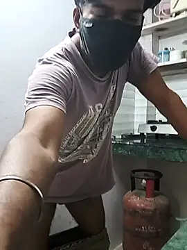 Hottlund6 online show from 04.23.26