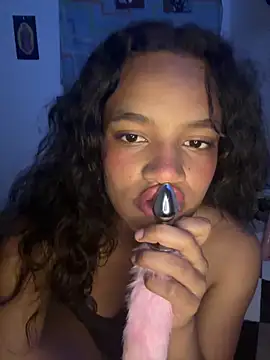 Nyxx Velariia online show from 04.07.26