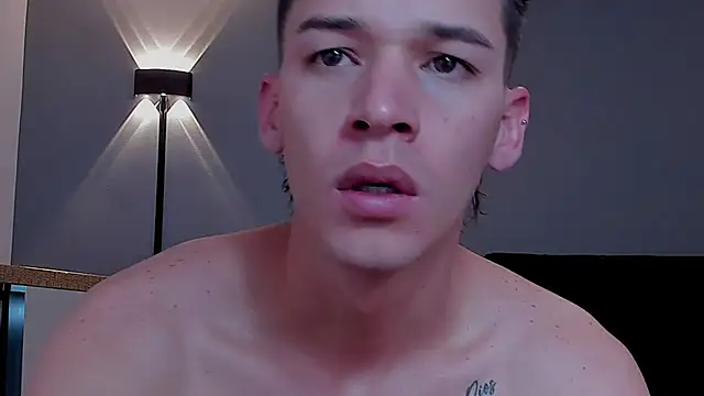 Snapshot of DrakeCarter chatting on 02.12.26 DrakeCarter online show from 02.12.26