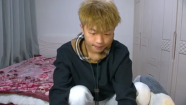 Chocolates-001 online show from 02.06.26