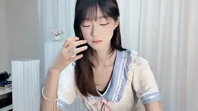 Snapshot of qingqing_love2025 chatting on 05.13.26 qingqing love2025 online show from 05.13.26