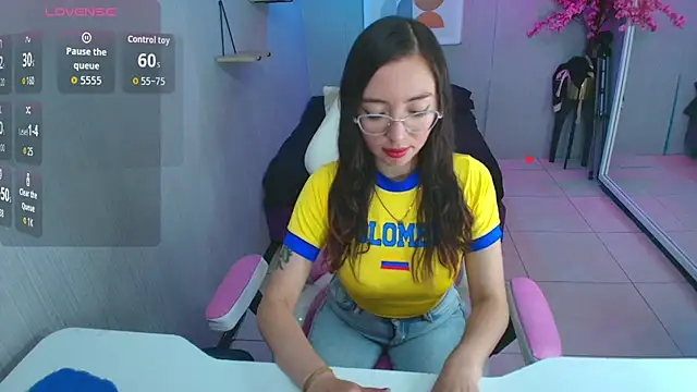 Veronica miiller online show from 06.23.26