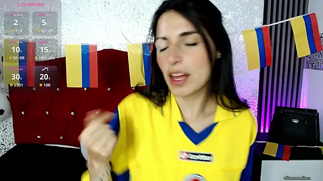 MiaVelasquez01 online show from 06.11.26