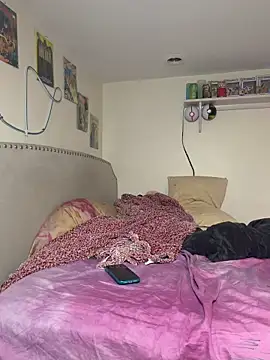 Snapshot of danikaFendyr chatting on 04.07.26 danikaFendyr online show from 04.07.26