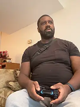 Snapshot of KOdaLion chatting on 02.12.26 KOdaLion online show from 02.12.26