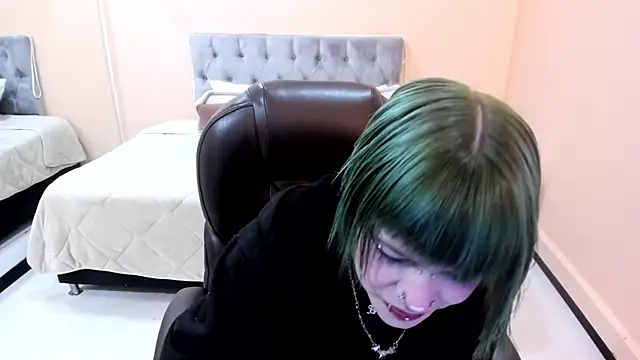 Snapshot of Bela_Craxkerr chatting on 02.26.26 Bela Craxkerr online show from 02.26.26