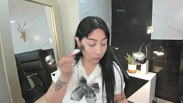 KomiCatt online show from 04.22.26